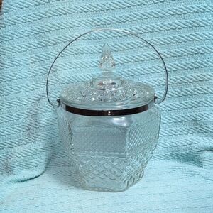 Vintage Wexford Ice Bucket By Anchor Hocking With Metal Handle
